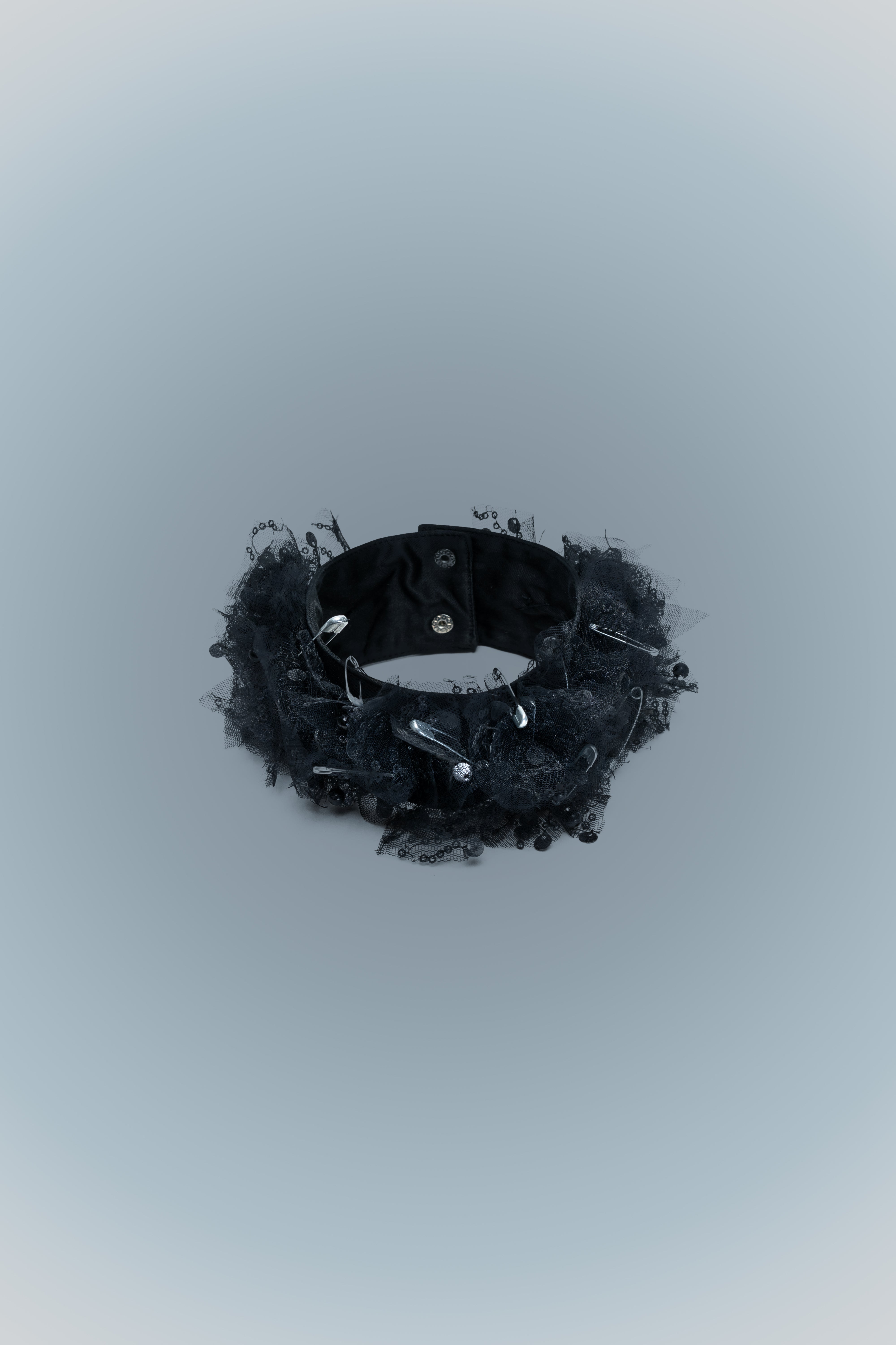 Love Hurts Choker