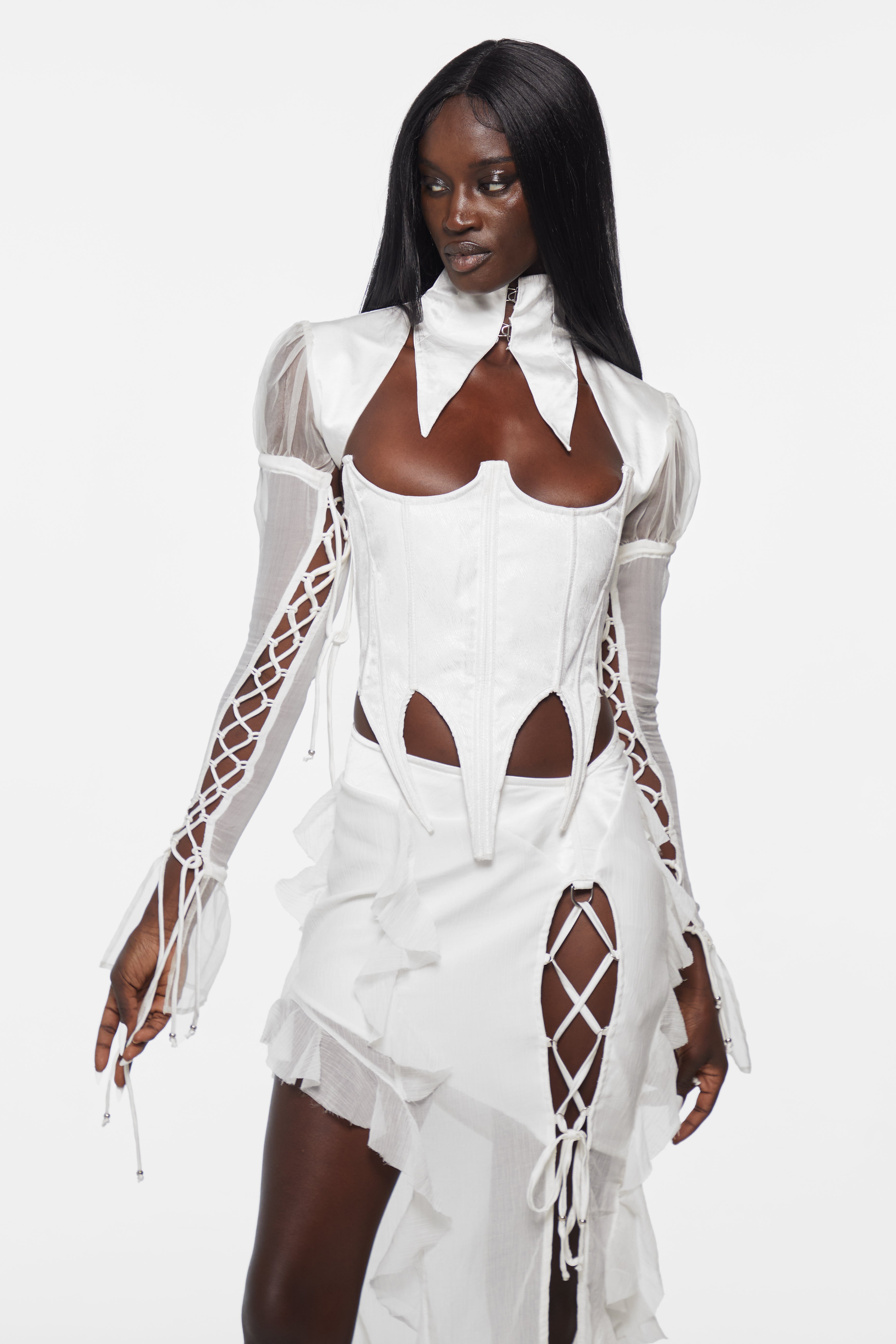 Dagger Bolero White